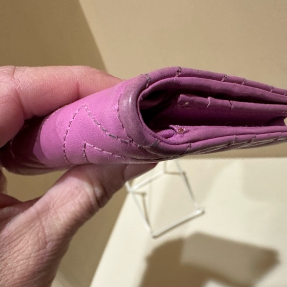 Gucci Pink Chevron Marmont Wallet - Picture 6 of 11